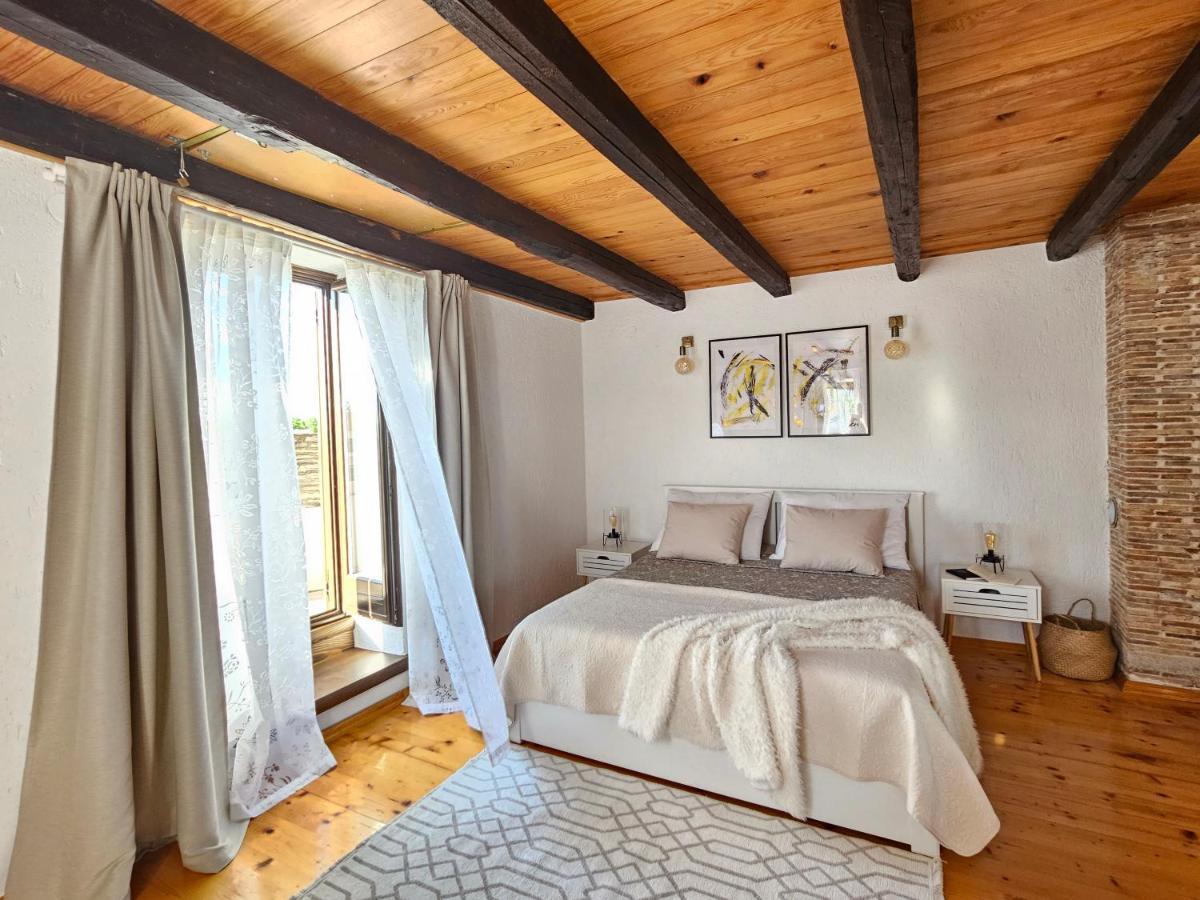 Villa Stonehouse Ana With Jacuzzi Rovinj-Krmed Esterno foto