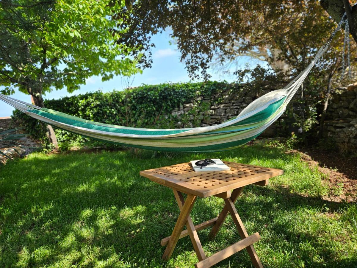 Villa Stonehouse Ana With Jacuzzi Rovinj-Krmed Esterno foto
